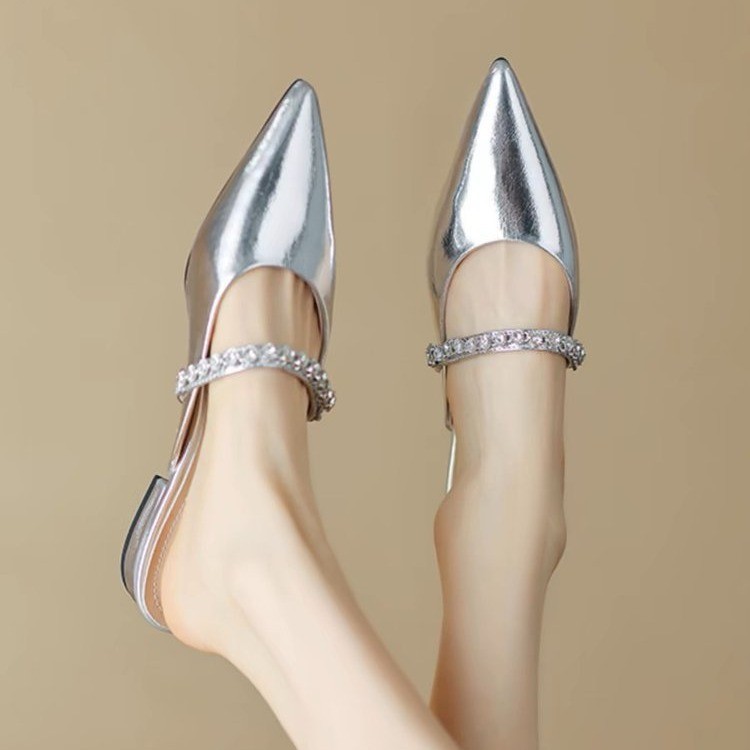 French small fragrant style pointed toe low heel Mueller Baotou semi-drag women wear single-strap silver flat sandals with rhinestones