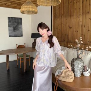 Real photos of Beidao Flower Season~ Summer loose sunscreen French temperament shirt with two-piece suspender skirt