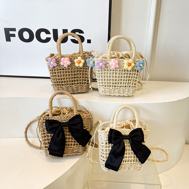 Hand-woven women's bag summer fashion hollow straw handbag seaside vacation beach mini shoulder bag