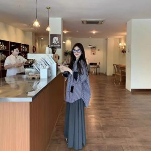 Real photo of casual and versatile striped pocket shirt for women in autumn silhouette splicing contrast color long-sleeved cardigan top